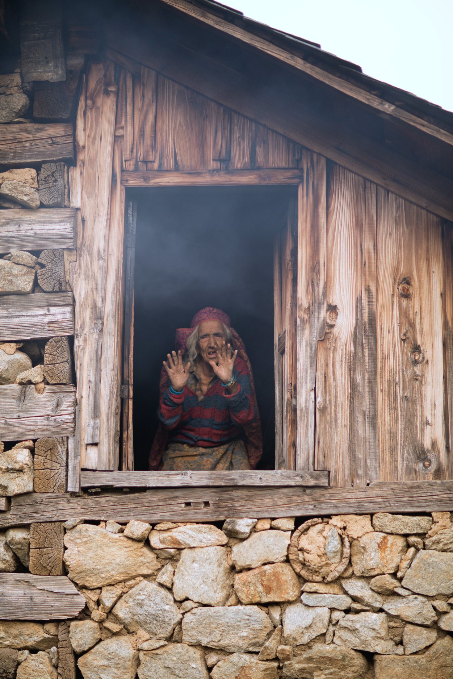 The hundred-year-old, waving us off. â€” Himachal Pradesh Â· Nov 2015